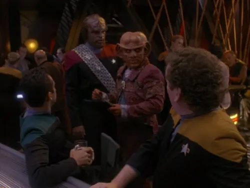 Worf, Quark, Bashir, and O'Brien in Quark's bar