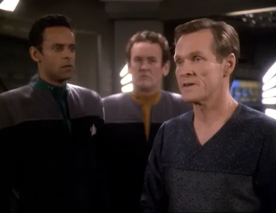 Bashir, O'Brien, and Sloan talking