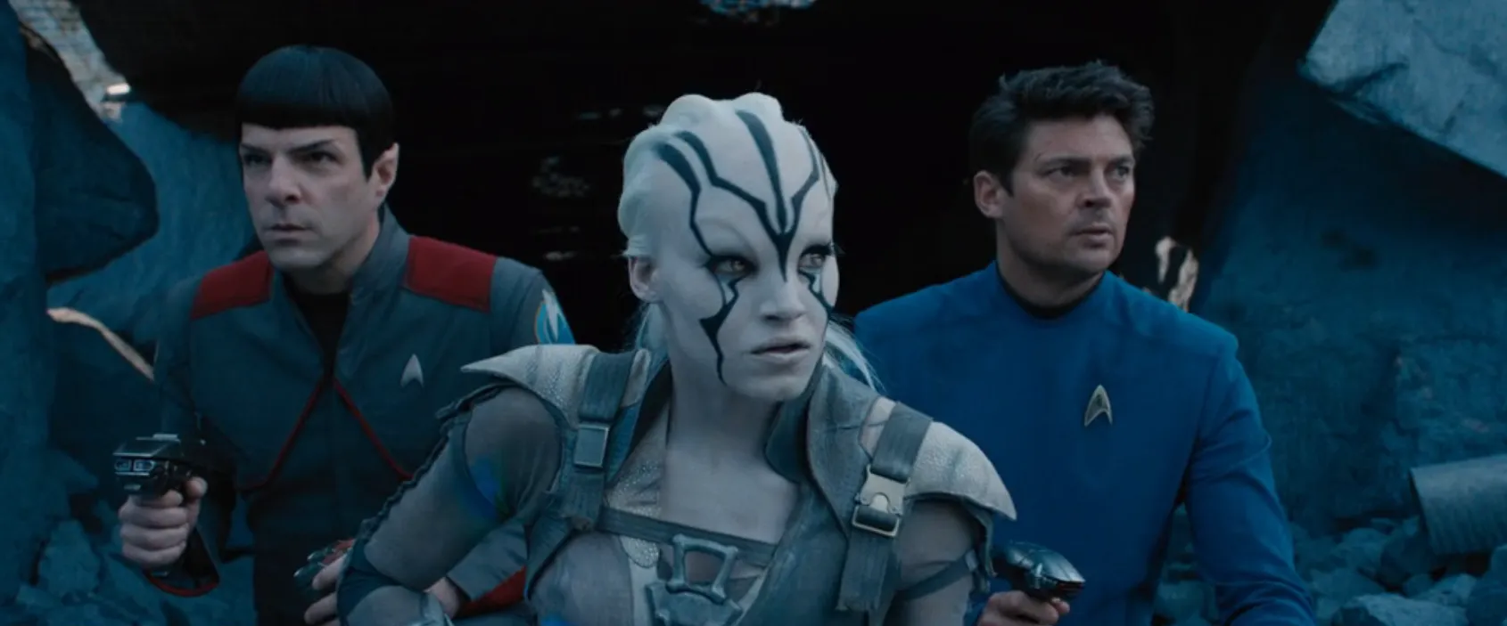 Spock, Jaylah, and McCoy preparing for battle