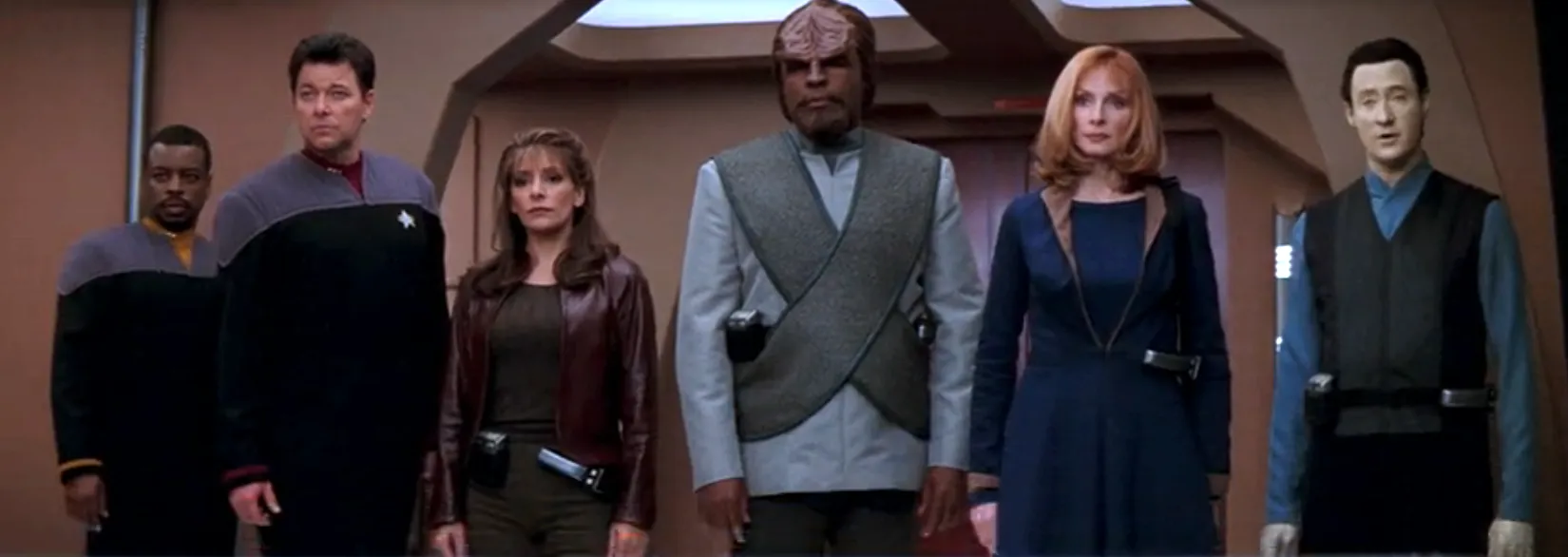 La Forge, Riker, Troi, Worf, Crusher, and Data