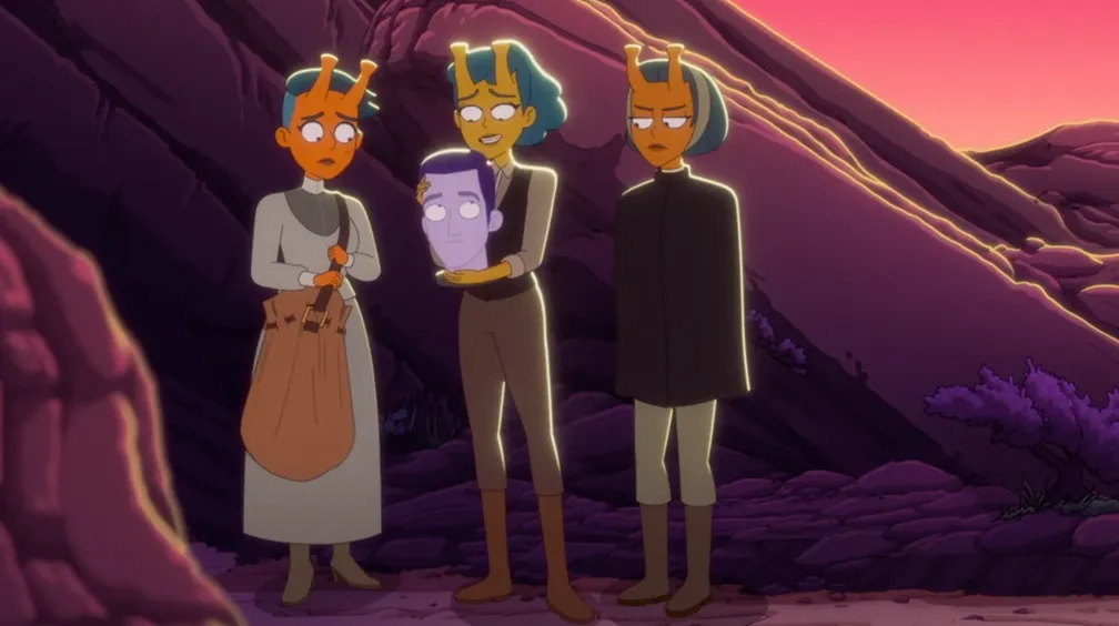 A disguised Tendi, Mariner, and T'Lyn holding the purple head of an alternate-universe Data