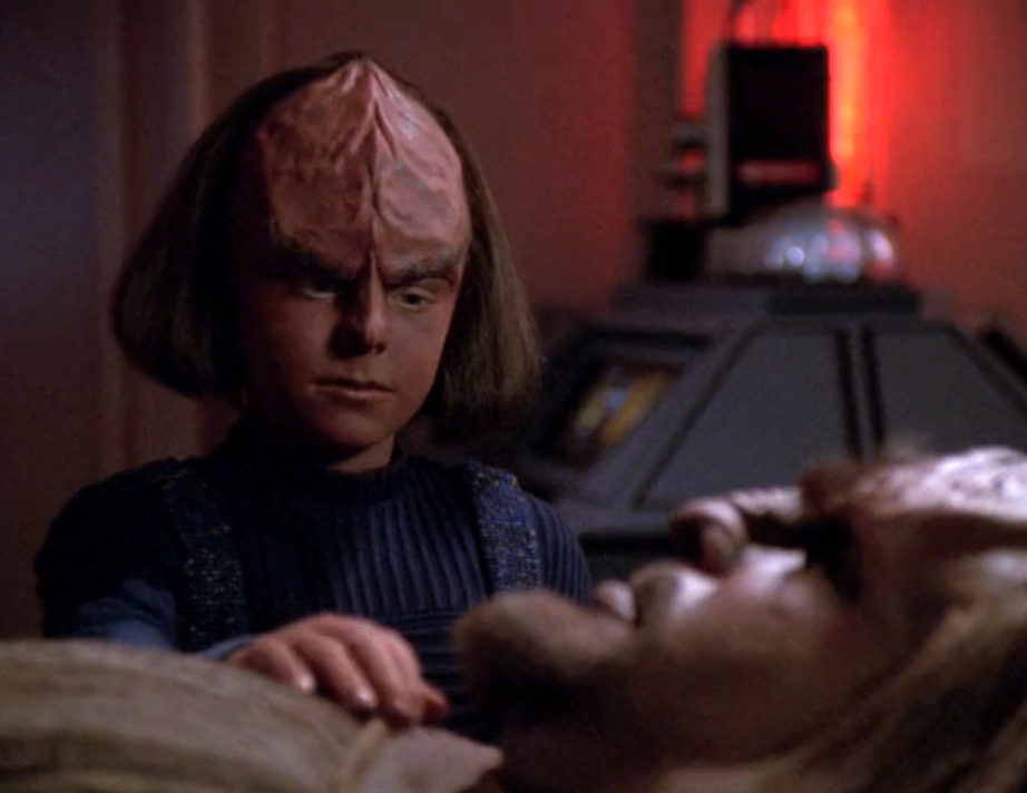 Alexander speaking to Worf at his bedside