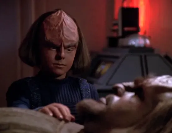 Alexander speaking to Worf at his bedside