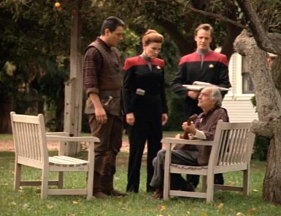 Janeway, Chakotay, and Paris confronting Banjo-Man