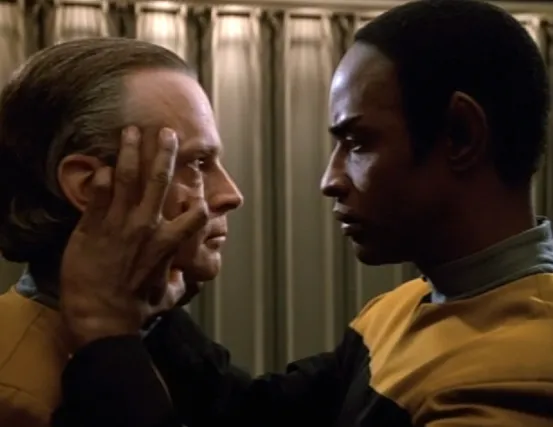 Tuvok performing a mind meld with Laan Suder