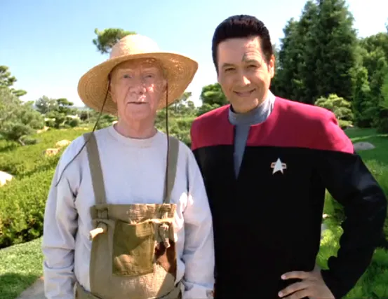 Chakotay posing for a picture with Boothby